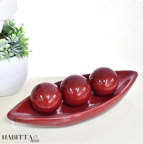 Centro Mesa de Cerâmica Decorativo com 3 Bolas de Enfeite - Fruteira, Barca e Garrafa