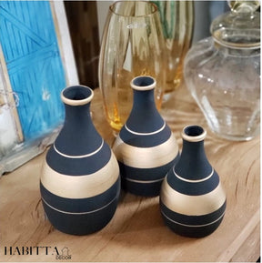 Centro Mesa de Cerâmica Decorativo com 3 Bolas de Enfeite - Fruteira, Barca e Garrafa