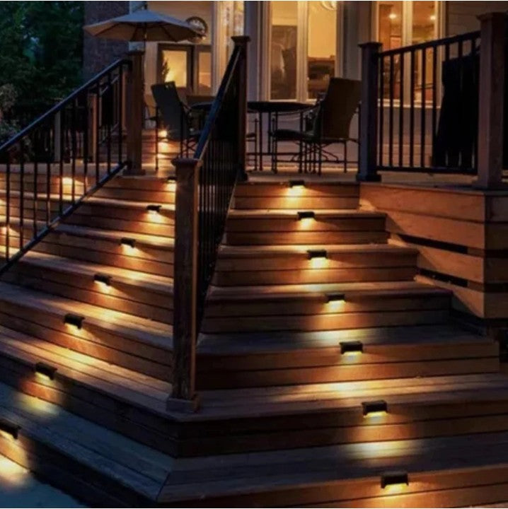 Kit Balizador de Escada - Luz de Sobrepor para Jardim Externo com Energia Solar