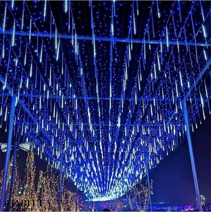 Cascata em LED para Natal e festas com 8 tubos - Bivolt