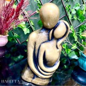 Estatueta Casal Abraçando - Dourado Envelhecido